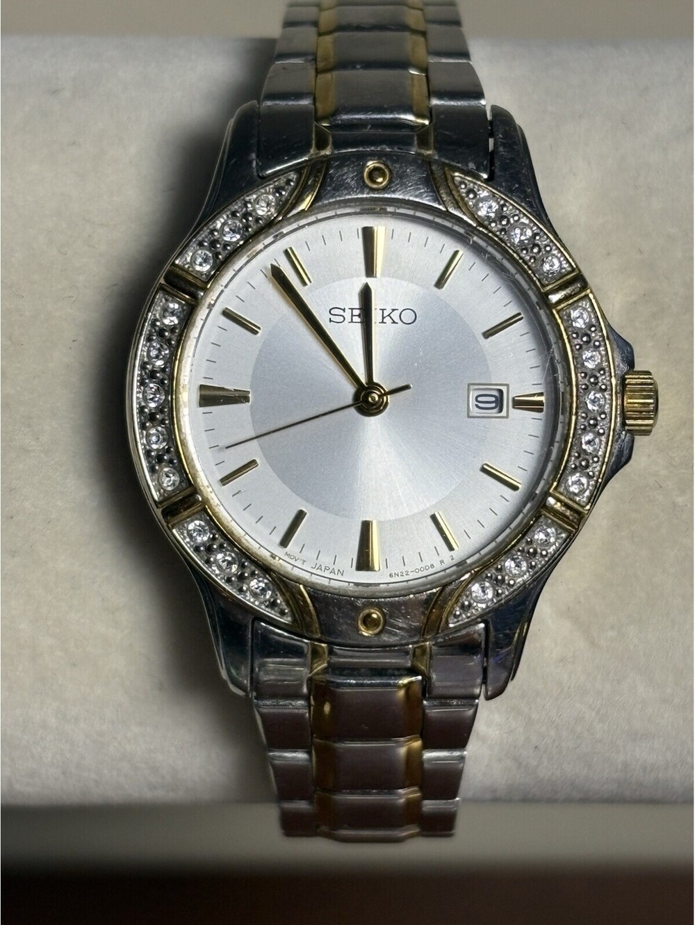Seiko Womens 6N22-00B0 Quartz Watch Crystal Accent Two-Tone SUR718 RUNS!